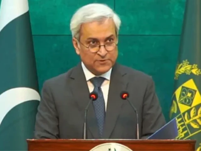 Pakistan Urges Restraint, Awaits Positive Results from Next Round of Talks with Afghan Taliban on November 6